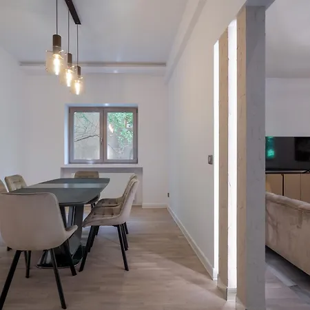 The Deco Apartment